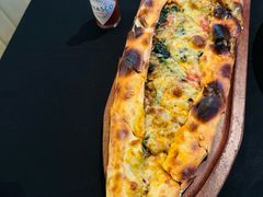 四季皮塔饼-Efes Turkish & Mediterranean Cuisine 艾菲斯餐厅(陆家嘴店)