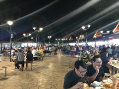 -纽顿熟食中心