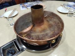 -楼外楼大刀肉传统火锅居(博学路店)