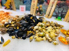 -四海一家自助餐(益田假日广场店)