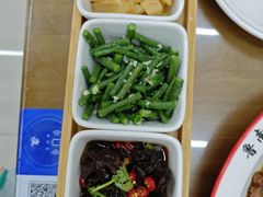 -鲁南仔·滕州炒鸡(经三路店)