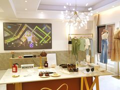 -nana showroom娜娜家服装店