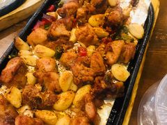 -老东镇啤酒屋海鲜加工·蒸汽海鲜·海鲜烧烤(台东店)