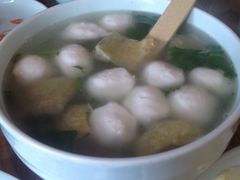 香菜鱼圆汤-双塔老饭店