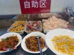 -老码头黑皮肘子锅包肉(赣水路店)