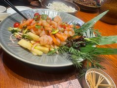 -老滇山寨•云南特色菜•地方菜•民族风情歌舞表演(金碧店)