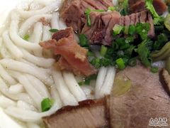 花溪牛肉粉-12.00-贵州大厦贵州厅(樱花园西街店)