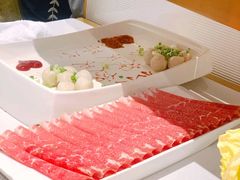 肥牛-海底捞火锅(长宁路龙之梦店)