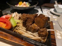 -穹六人间 people 6(岳阳路店)