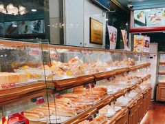 面包甜点陈列柜-新侨三宝乐面包店(崇文门店)