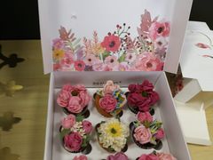 杯子蛋糕-BONCAKE裱花蛋糕(万象汇店)