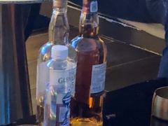 -外滩8号 whisky bar(金延大厦店)