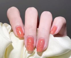 -悦指间美甲美睫