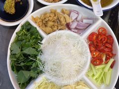 -官塘陈记鱼生·潮汕砂锅粥·牛肉火锅(潮枫路总店)