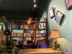 大堂-出走咖啡·面包(宋庄店)