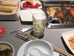 -海底捞火锅鲜切牛肉主题店(长寿路店)