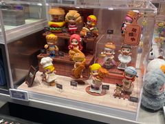 -泡泡玛特POPMART (北京超极合生汇店)