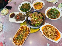 -洪霞餐馆