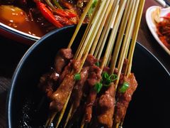 -虾弄弄海派小龙虾·牛羊蝎子火锅