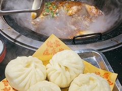 -刘淑芬·活鱼铁锅炖(北京首店)