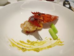 波士顿龙虾配白芦笋-逸道(益丰·外滩源店)