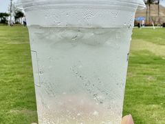 -本来不该有·鲜果咖啡(大梅沙店)