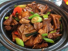 -自游人·美食一楼