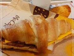 -麦当劳(哈西万达店)