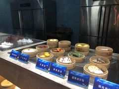 -锤头鲨毛肚海鲜烤肉自助餐厅(国购广场店)