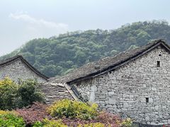 -高荡千年布依古寨旅游景区