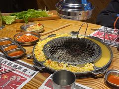 -青瓦炭韩潮烤肉(花园道店)