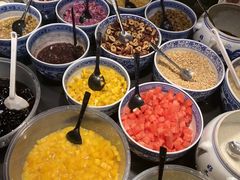 -八一路好吃街(雨田商务大厦店)