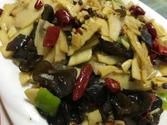 炒笋尖-天天向上素食餐厅(五台山店)