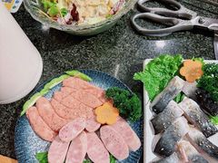 -梦山水日本烧肉(五四广场店)