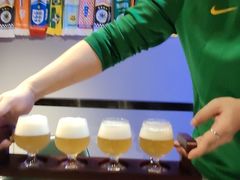 -京狮炙燥·精酿烧烤(首经贸店)