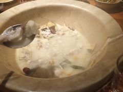 -滇香肴·云南菜蒸汽石锅鱼(云南北路店)