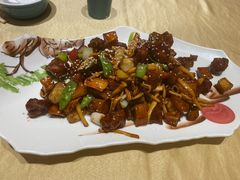 黑椒双菇牛肉粒-大眼锅贴水饺(河东店)