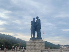 -井冈朱毛会师广场