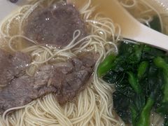 -小杨生煎(浦江欢乐颂店)