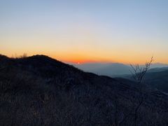 -鬼笑石后山停车场