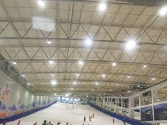 -乔波室内滑雪场