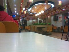 大堂-麦肯基餐厅(新天地步行街店)