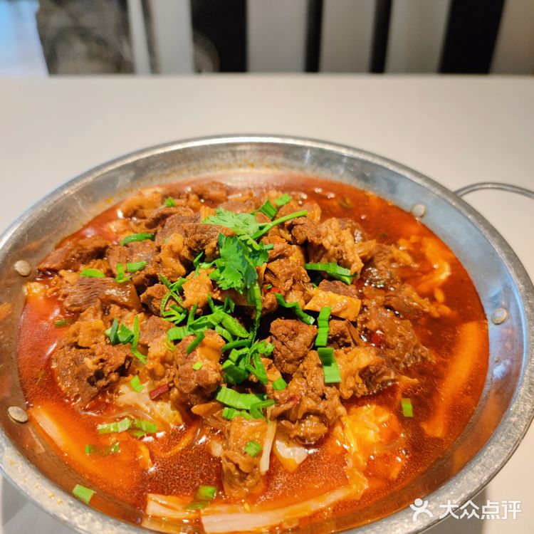 一份牛腩锅仔带给吃货们的快乐