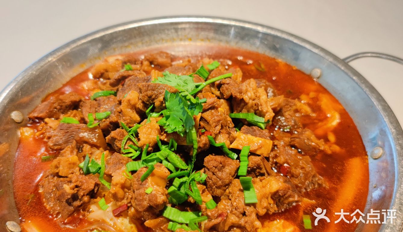 一份牛腩锅仔带给吃货们的快乐