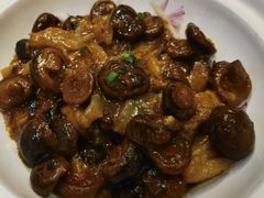 -黄泥岗·地道湖北菜(奥特莱斯店)