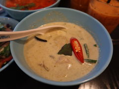 -URBAN SOI Thai Kitchen乐泰料理(长乐路店)