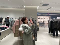 -URBAN REVIVO(济南世茂广场店)