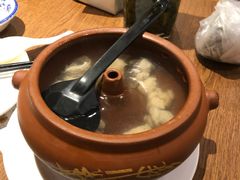 云南汽锅鸡-滇越乘象云南餐厅(次渠店)