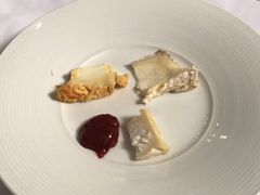 -La Villa French Restaurant