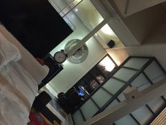 -喜鹊愉家酒店(郑州曼哈顿博览中心地铁站店)